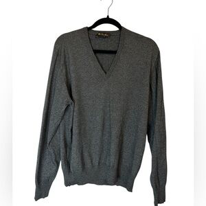 Loro Piana Charcoal Gray Silk & Cashmere V Neck Sweater Size 52